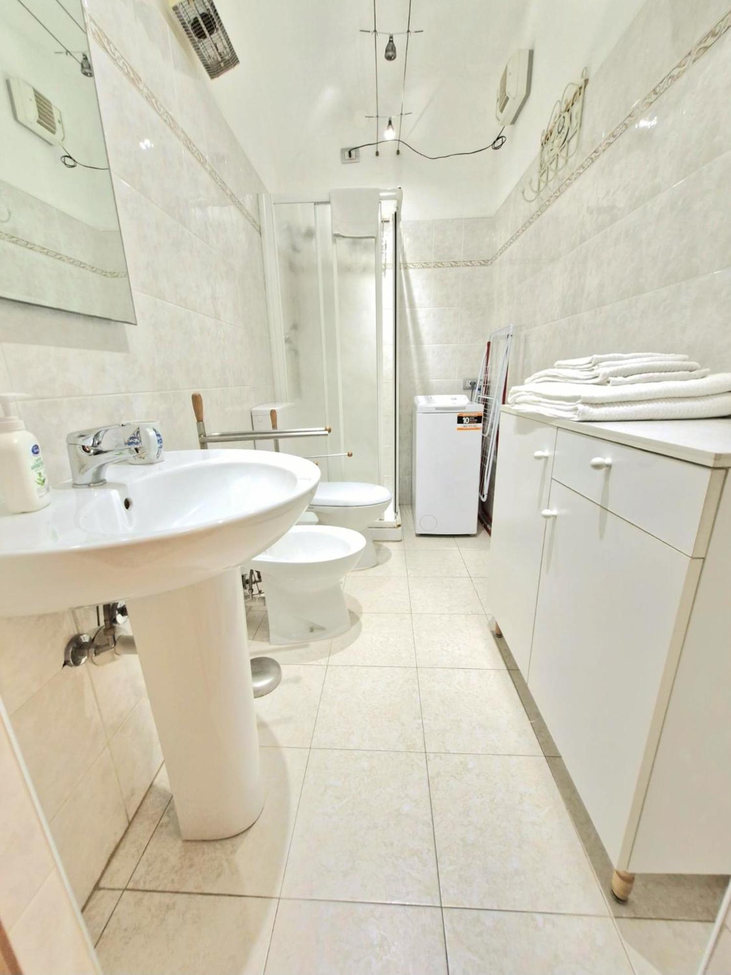 Rvh Apartment Sanremo Esterno foto